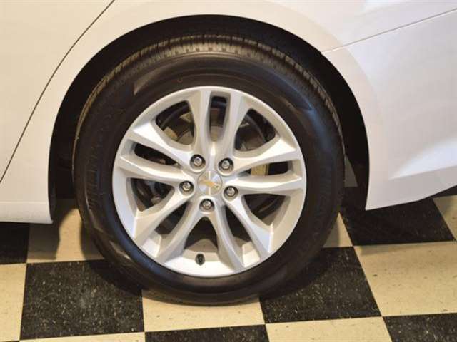 2016 Chevrolet Malibu LT 4dr Sedan W/1lt